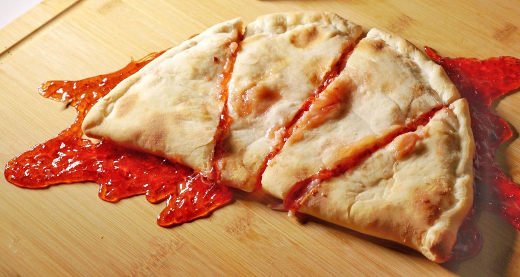 Creamy Sweet More Than Tasty Berry Pizza Only At Panties Pizza1 Loe Bakal Makin Greget di Panties Pizza dengan Straw Berrymore